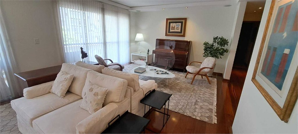 Apartamento para alugar com 3 quartos, sendo 1 suíte, em Jardim Paulista, São Paulo, SP