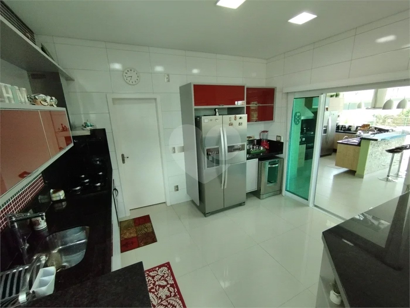 Casa à venda com 5 quartos, sendo 3 suítes, no condomínio Ibiaram 1, Itupeva - SP