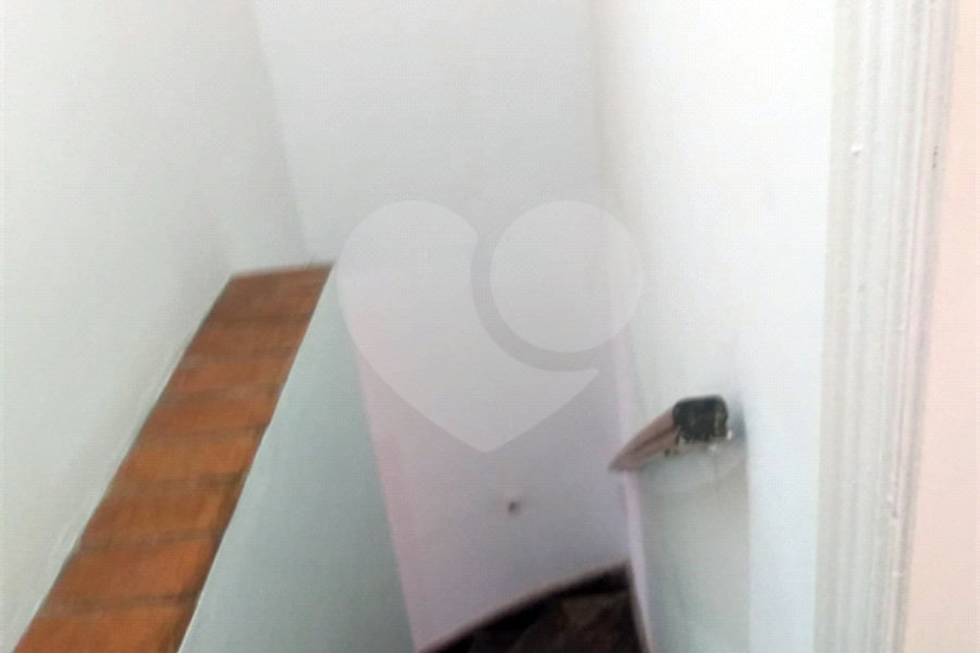Sobrado à venda com 3 quartos em Bom Retiro, São Paulo, SP