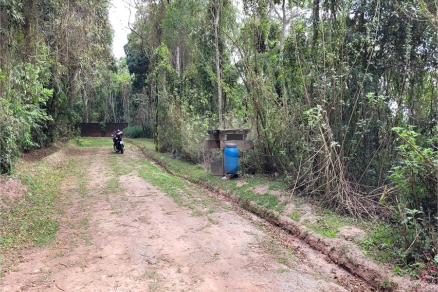 Terreno à venda no condomínio Alpes da Cantareira, Mairiporã - SP