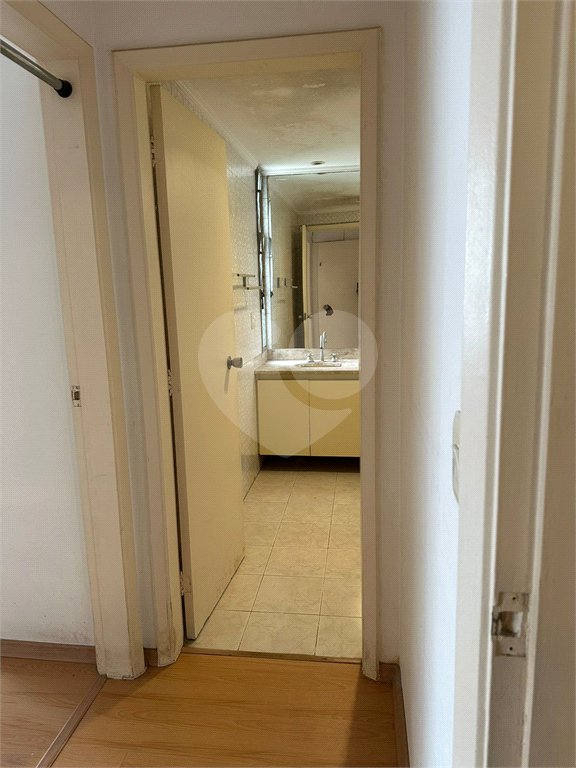 Amplo e Clássico: Apartamento de 90 m² em Higienópolis!