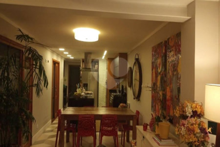 Casa à venda com 3 quartos, sendo 1 suíte,  em Vila Monumento, São Paulo, SP