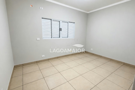 Casa para alugar com 3 quartos, sendo 1 suíte, no condomínio Recanto das Palmeiras, Três Lagoas - MS