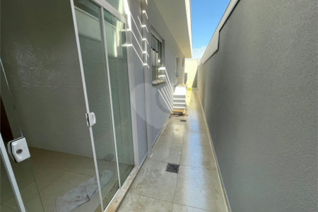 Casa Térrea à Venda no Parque Faber III – Conforto e Elegância