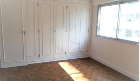 Apartamento à venda com 3 quartos, sendo 1 suíte,  em Higienópolis, São Paulo, SP
