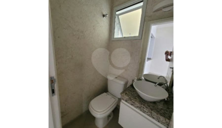 Casa à venda com 3 quartos, sendo 1 suíte, no condomínio Maximus I, São Paulo - SP