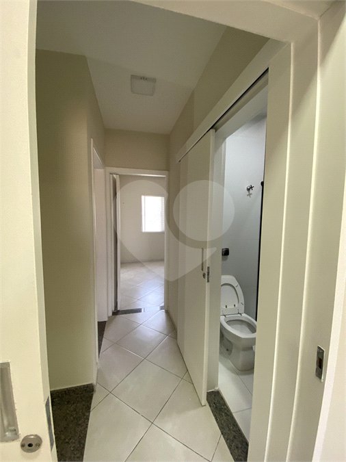 Casa à venda com 3 quartos, sendo 1 suíte, no condomínio Ana Carolina, São Paulo - SP