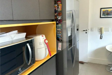 Casa à venda com 3 quartos, sendo 2 suítes, no condomínio Paulistano 2ª Fase, São Paulo - SP