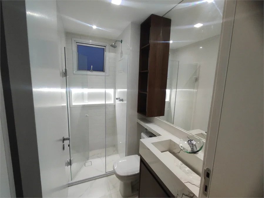 Apartamento à venda com 3 quartos, sendo 2 suítes,  em Jardim Arpoador, São Paulo, SP