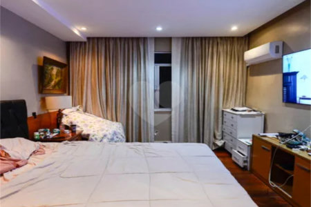 Apartamento à venda com 5 quartos, sendo 2 suítes, em Tijuca, Rio de Janeiro, RJ