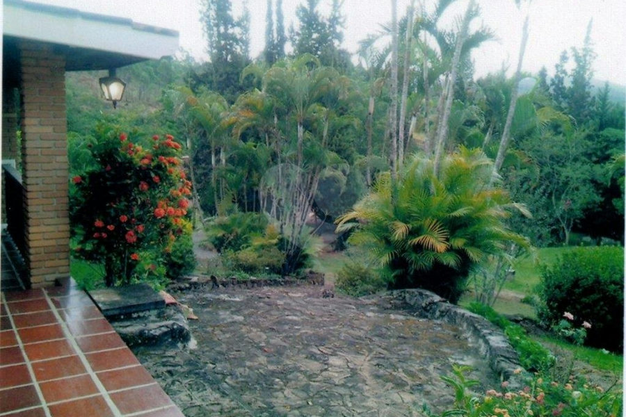 Chácara à venda com 4 quartos, sendo 2 suítes, em Portão, Atibaia, SP