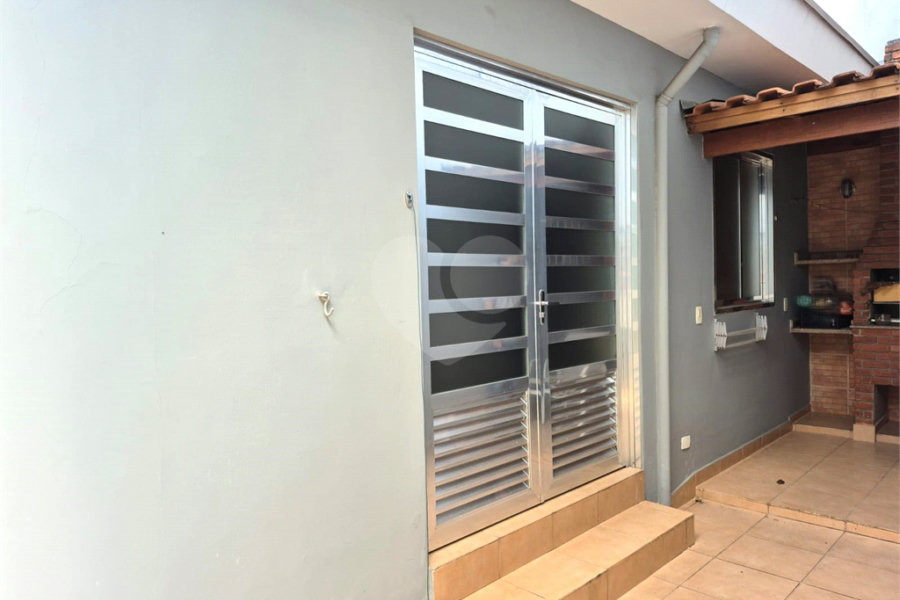 Sobrado à venda com 4 quartos, sendo 1 suíte, em Vila Guilherme, São Paulo, SP