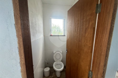 Casa à venda com 4 quartos, sendo 1 suíte, em Mato Seco, Itapetininga, SP