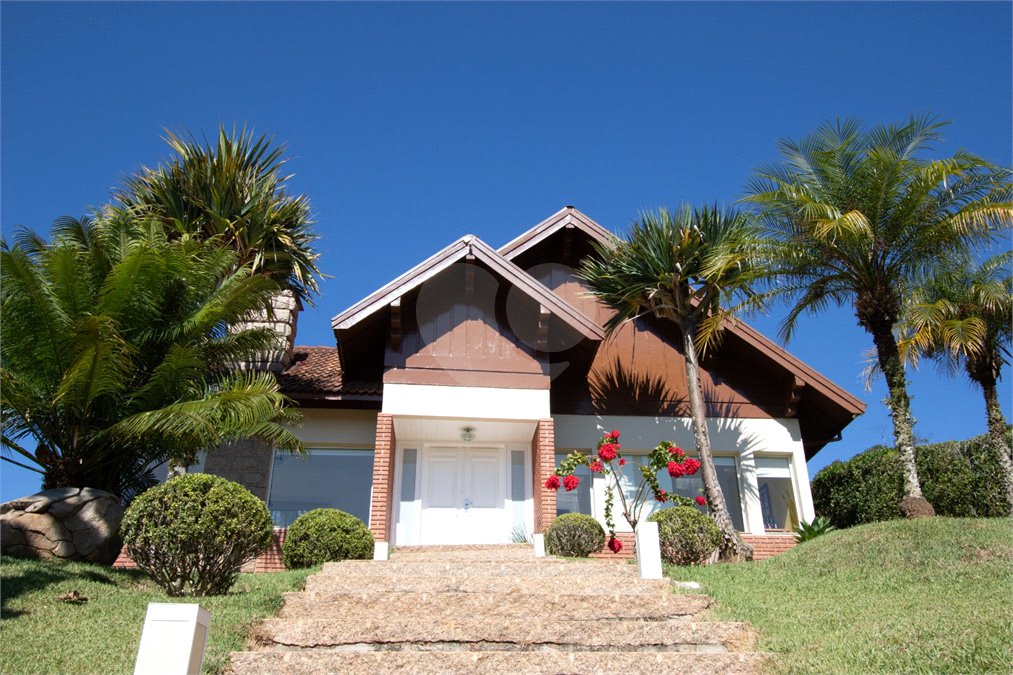 Casa Térrea à venda com 3 quartos, sendo 1 suíte, em Alpes D'ouro, Bom Jesus dos Perdões, SP