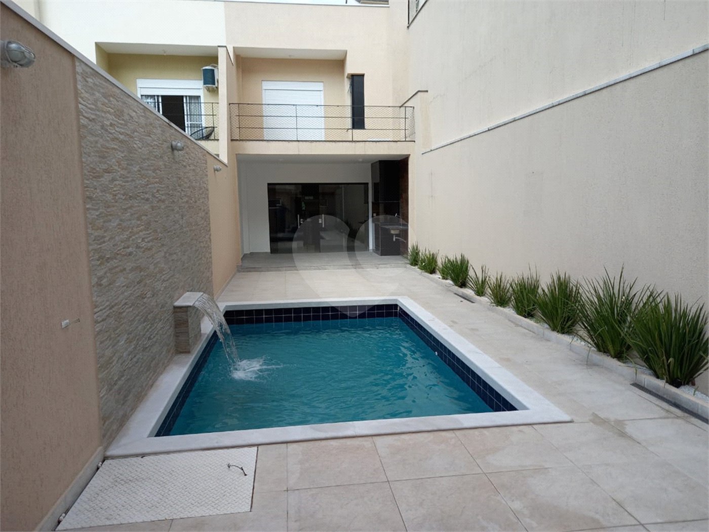Casa para alugar com 4 suítes no condomínio Milenium, São Paulo - SP