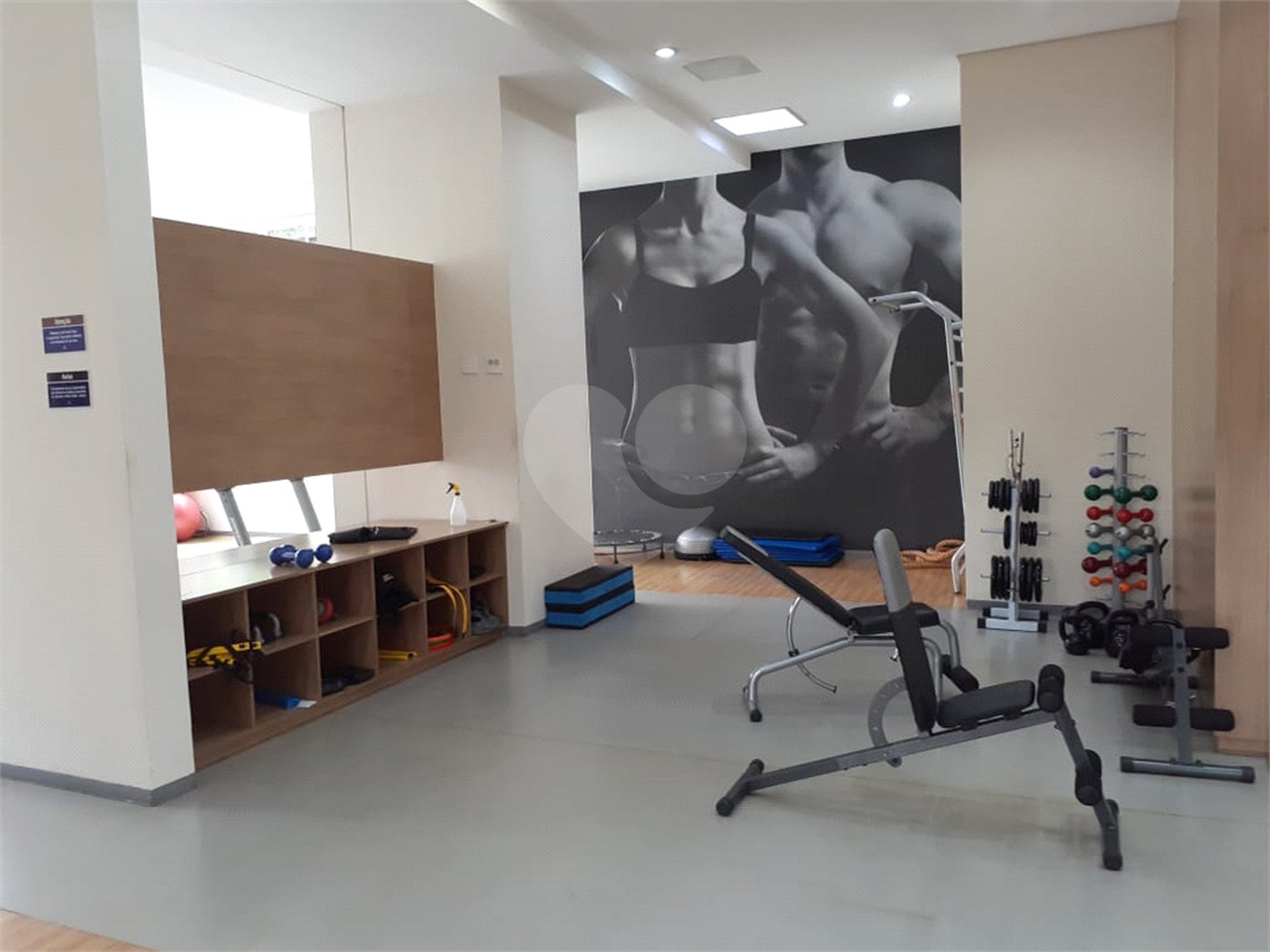 Apartamento à venda com 3 quartos, sendo 1 suíte,  em Vila Leonor, São Paulo, SP