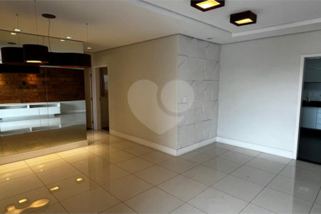 Apartamento à venda com 2 quartos, sendo 1 suíte, no Centro, Itapetininga, SP