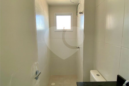 Apartamento à venda com 2 quartos, sendo 1 suíte, em Vila Galvão, Guarulhos, SP
