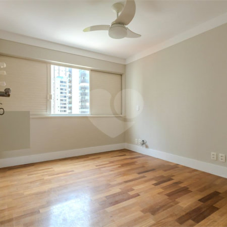 Apartamento à venda com 1 suíte em Indianópolis, São Paulo, SP