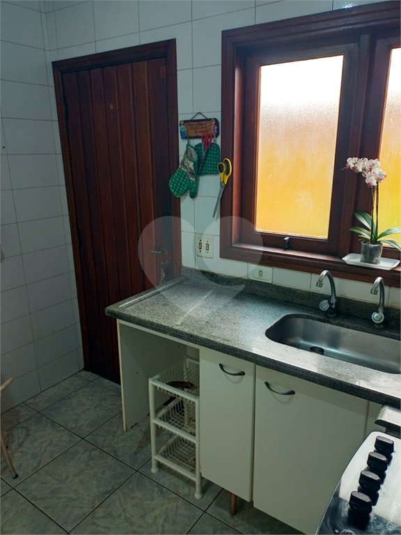 Sobrado à venda com 3 quartos em Jardim Colombo, São Paulo, SP