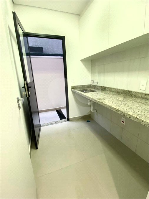Casa à venda com 3 suítes no condomínio Residencial The Square Village, Cotia - SP