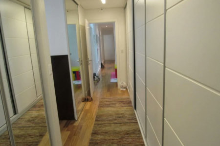 Apartamento à venda com 3 suítes em Real Parque, São Paulo, SP