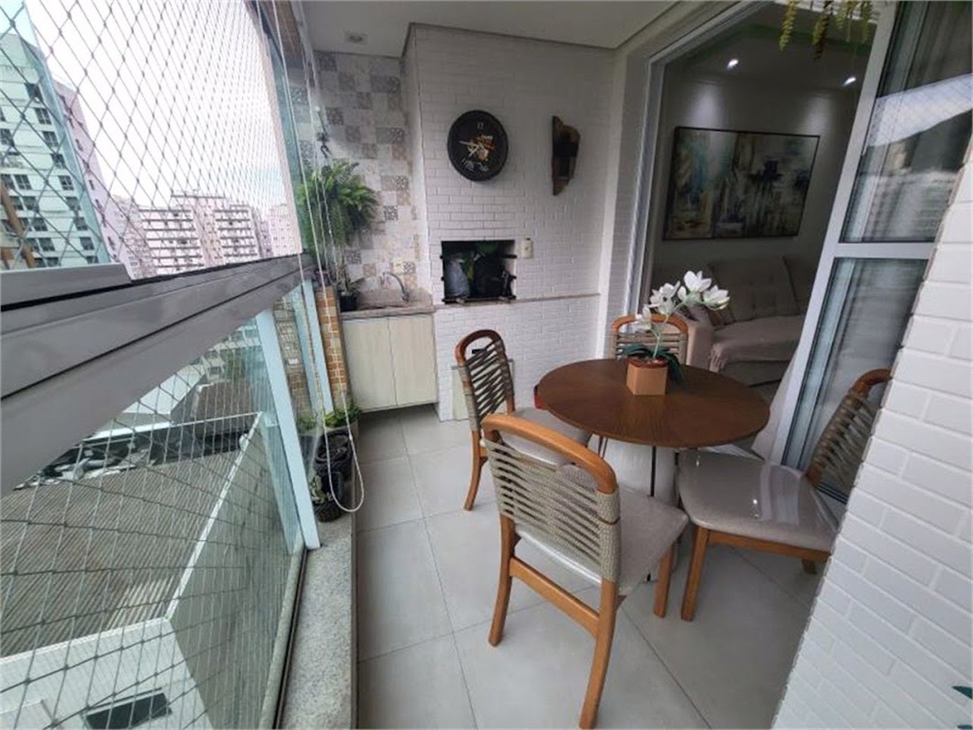Apartamento Residencial à venda, Itararé, São Vicente - AP1404.