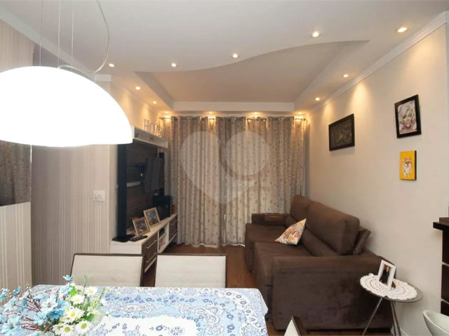 Apartamento à venda com 2 quartos, sendo 1 suíte,  em Parque Novo Mundo, São Paulo, SP