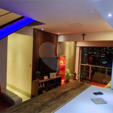 Apartamento à venda com 2 quartos, sendo 1 suíte,  em Vila Andrade, São Paulo, SP