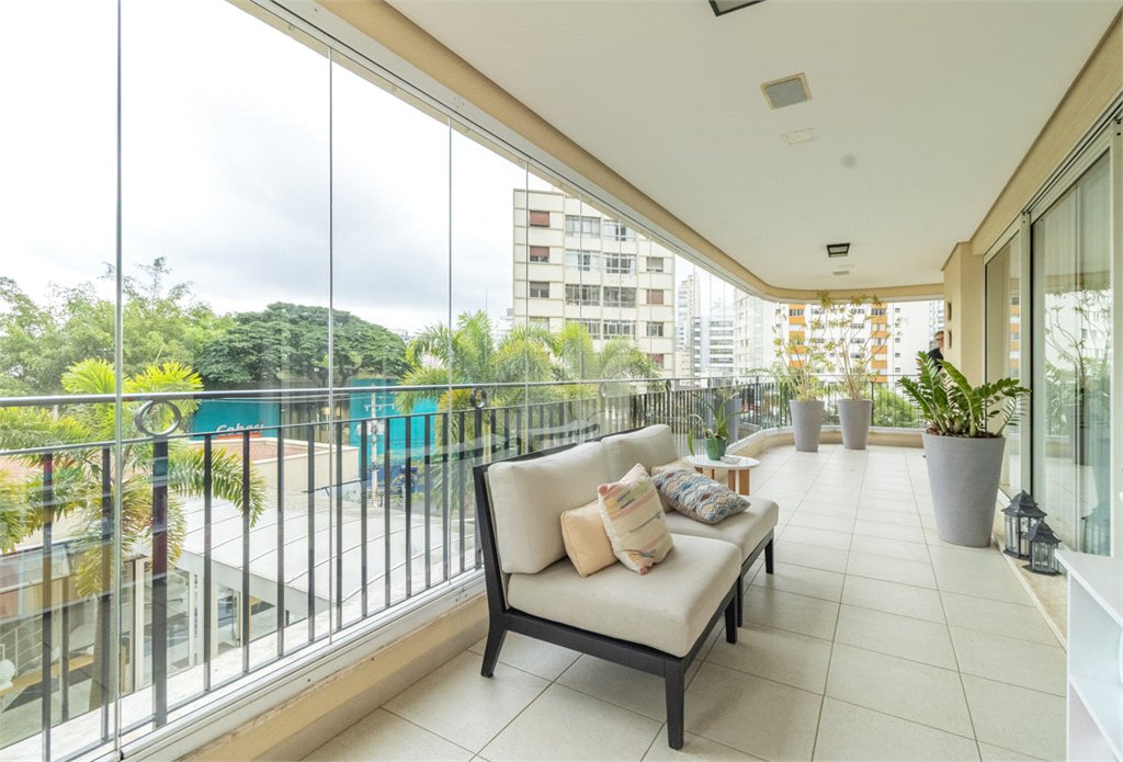 Apartamento à venda com 4 suítes em Vila Mariana, São Paulo, SP
