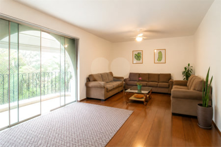 Apartamento à venda com 4 quartos, sendo 3 suítes, em Chácara Santo Antônio, São Paulo, SP