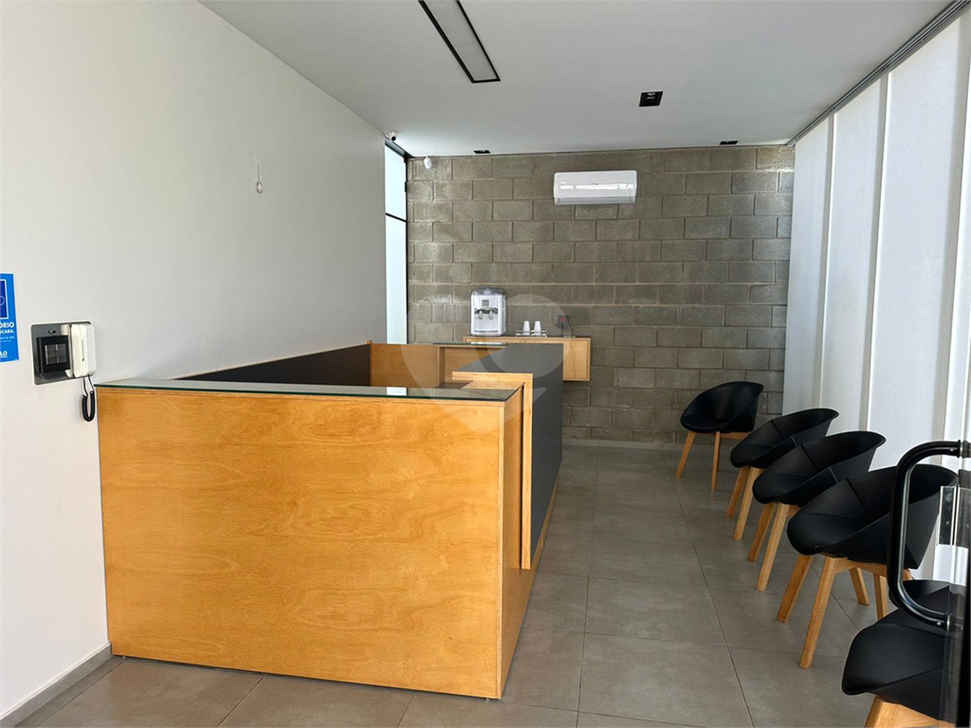 Salas Comerciais Modernas na Vila Prado – Excelente Localização!