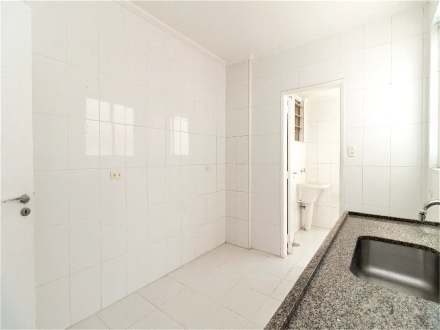Apartamento à venda com 3 quartos, sendo 1 suíte, em Pinheiros, São Paulo, SP