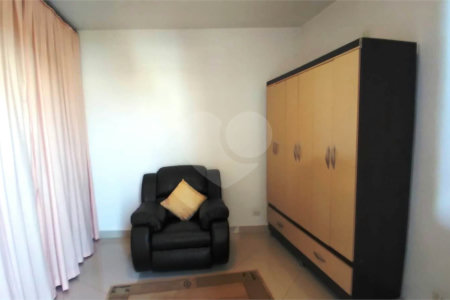 Sobrado à venda com 5 quartos, sendo 1 suíte, em Vila Maria Alta, São Paulo, SP