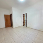 Casa à venda com 3 quartos, sendo 1 suíte, no condomínio Residencial Jardim das Palmeiras, Vinhedo - SP