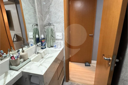 Apartamento à venda com 3 quartos, sendo 2 suítes, em Campo Grande, Rio de Janeiro, RJ