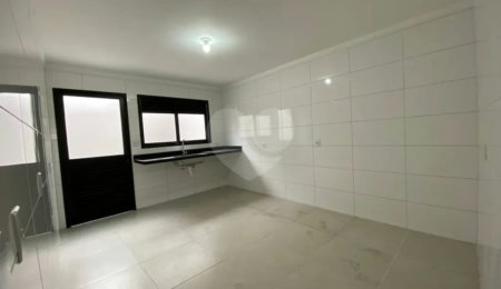 Sobrado à venda com 3 quartos, sendo 1 suíte,  em Vila Guilherme, São Paulo, SP