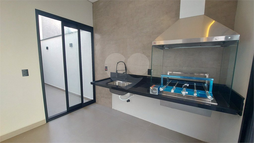 Casa à venda com 3 suítes no condomínio Villagio DI Capri, Votorantim - SP