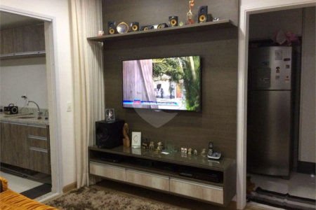 Apartamento à venda com 3 quartos, sendo 1 suíte, em Parque Reboucas, São Paulo, SP