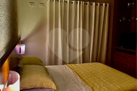 Sobrado à venda com 3 quartos, sendo 1 suíte, em Vila Maria Alta, São Paulo, SP