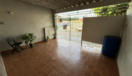 Casa à venda com 3 quartos, sendo 1 suíte,  em Jardim Santo Antônio, Salto, SP
