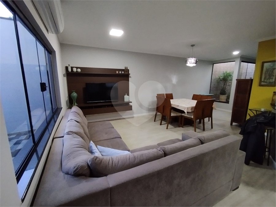 Casa à venda com 3 quartos, sendo 1 suíte, em Jardim Europa Ii, Indaiatuba, SP