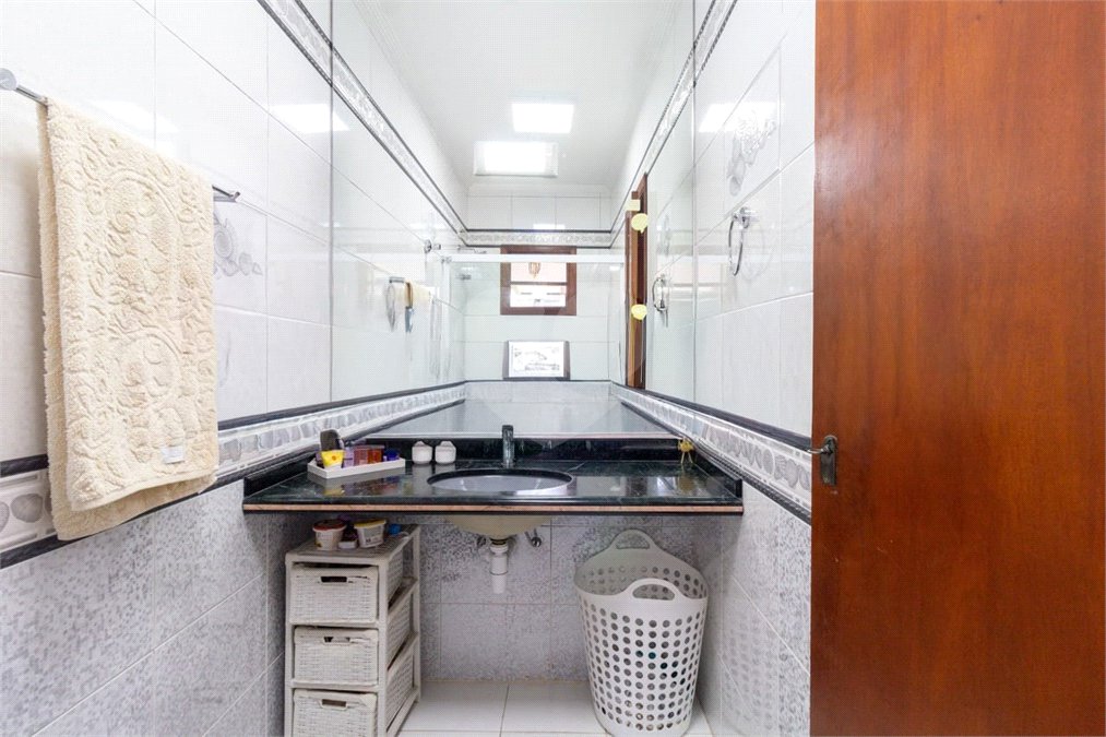 Casa à venda com 3 suítes no condomínio Da Serra, São Paulo - SP