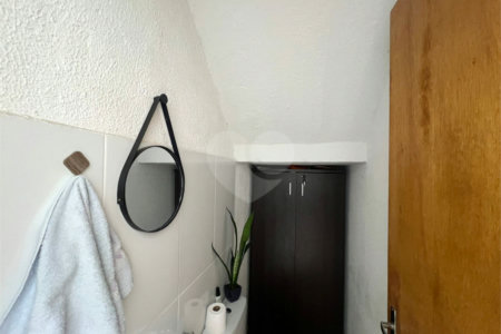 Casa à venda com 2 quartos, sendo 1 suíte, em Vila Barão, Sorocaba, SP