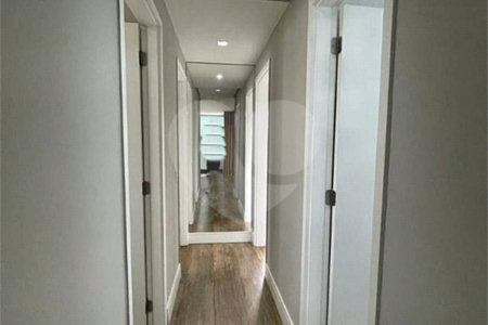 Apartamento à venda com 3 quartos, sendo 1 suíte,  em Vila Gomes Cardim, São Paulo, SP