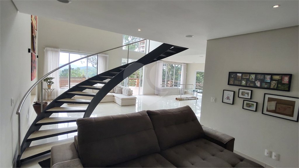 Casa à venda com 6 suítes em Serra da Cantareira, Mairiporã, SP