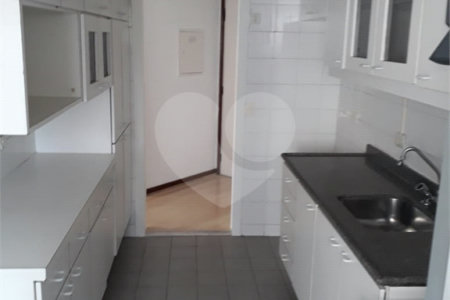 Apartamento à venda com 3 quartos, sendo 1 suíte, em Jardim Paulista, São Paulo, SP