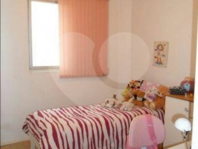 Apartamento à venda com 3 quartos, sendo 1 suíte,  em Moema, São Paulo, SP