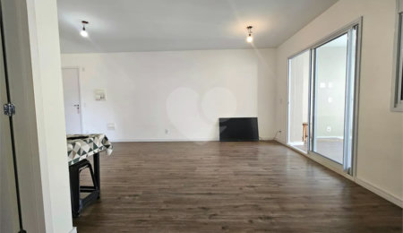 Apartamento à venda com 2 quartos, sendo 1 suíte,  em Santo Amaro, São Paulo, SP