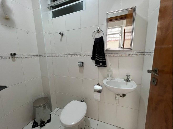 Casa com 3 dormitórios à venda, 161 m² por R$ 1.420.000,00 - Embaré - Santos/SP